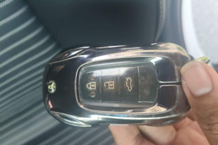 Used Toyota Camry 2023 2.5S Knight Edition Vehicle Key