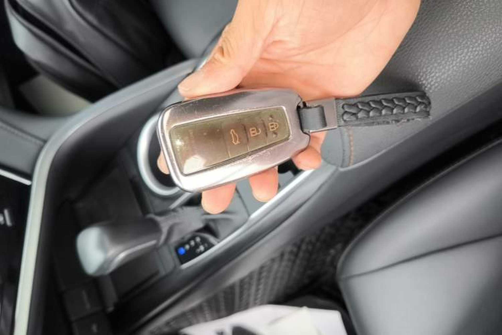 Used Toyota Camry 2023 2.0G Luxury Edition Vehicle Key