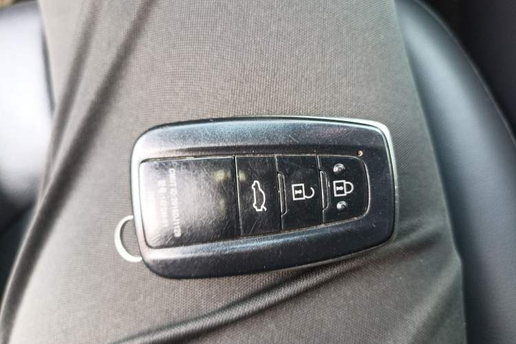Used Toyota Camry 2023 2.0G Luxury Edition Vehicle Key
