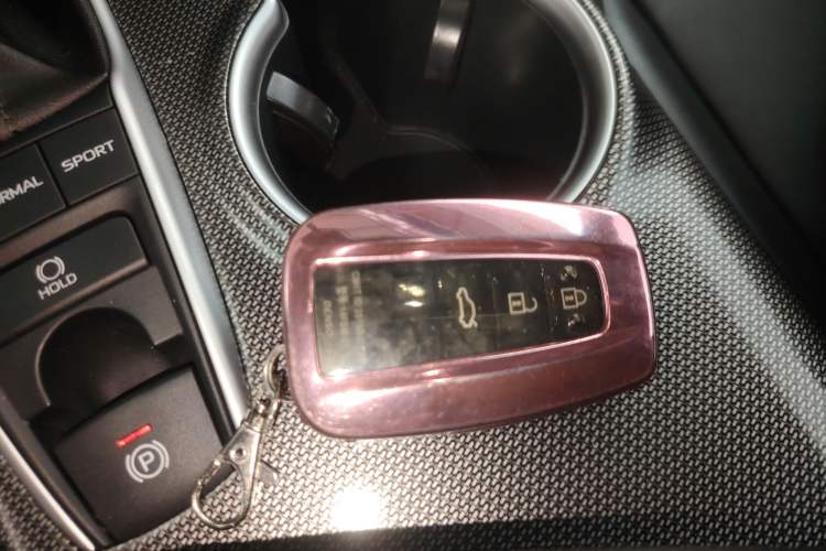 Used Toyota Camry 2023 2.5S Fēngshàng Edition Vehicle Key