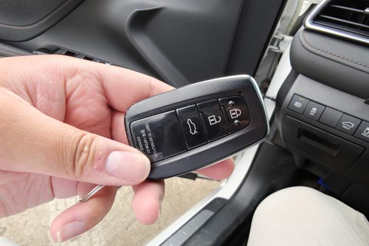 Used Toyota Camry 2023 2.0G Luxury Edition Vehicle Key
