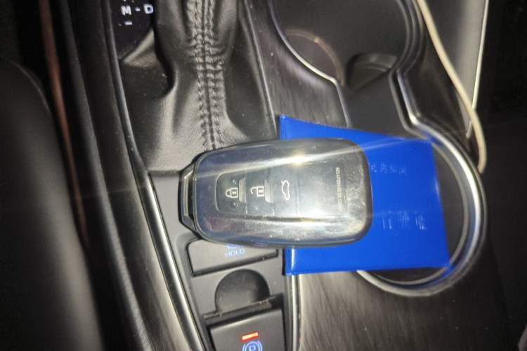 Used Toyota Camry 2023 2.0G Luxury Edition Vehicle Key