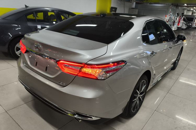 Used Toyota Camry 2023 2.5G Luxury Edition Rear Right 45 Deg