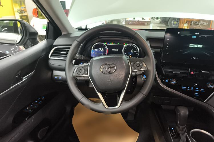 Used Toyota Camry 2023 2.5G Luxury Edition Steering Wheel