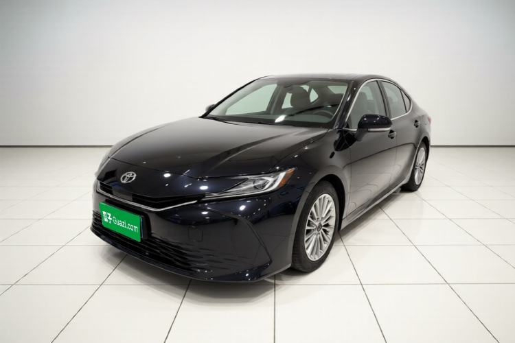 Toyota Camry 2024 Dual-Motor 2.0 HGVP Luxury Edition