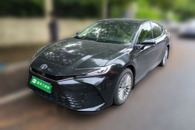 Used Toyota Camry 2024 Dual-Motor 2.0 HE Elite Edition
