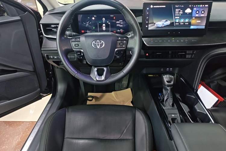 Used Toyota Camry 2024 Dual-Engine 2.5HG Prestige Edition Audio And AC Panel