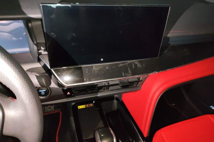 Used Toyota Camry 2024 Dual-Motor 2.0HS Sport Edition Audio And AC Panel