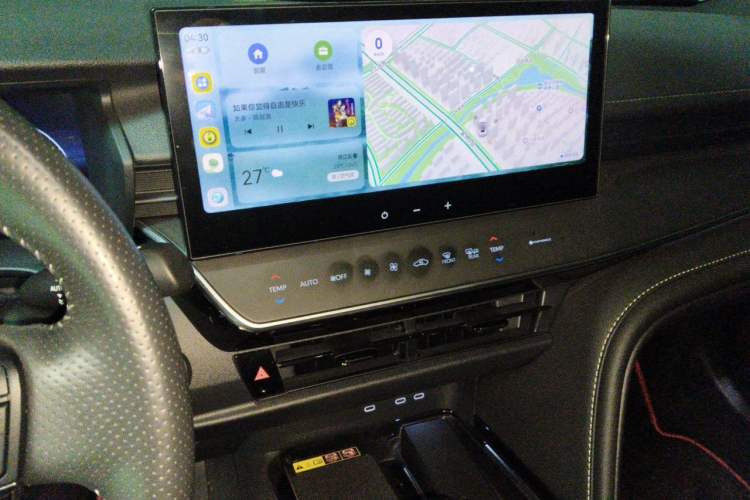 Used Toyota Camry 2024 Dual-Motor 2.0HS Sport Edition Audio And AC Panel