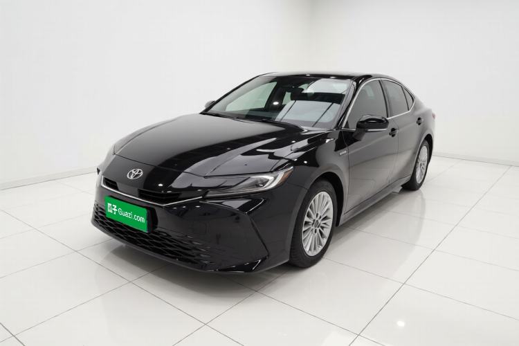 Toyota Camry 2024 Dual-Motor 2.0 HE Elite Edition