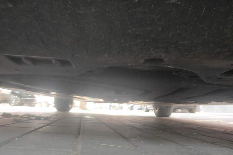 Used Toyota Camry 2024 Dual-Motor 2.0 HGVP Luxury Edition Chassis Front