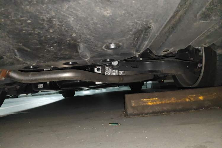 Used Toyota Camry 2024 Dual-Motor 2.0 HE Elite Edition Chassis Rear