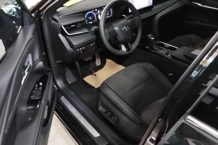 Used Toyota Camry 2024 2.0S Sport Edition Driver Seat