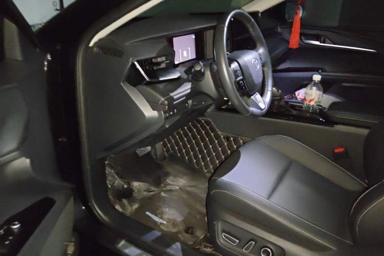 Used Toyota Camry 2024 2.0 GVP Luxury Edition Driver Seat