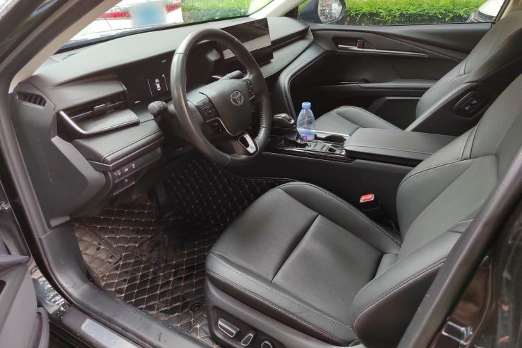 Used Toyota Camry 2024 Dual-Motor 2.0 HG Premium Edition Driver Seat