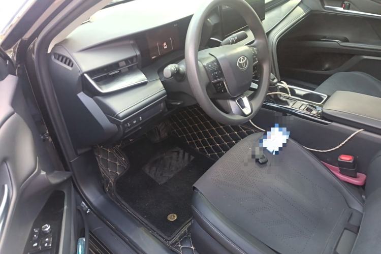 Used Toyota Camry 2024 Dual-Motor 2.0 HE Elite Edition Driver Seat