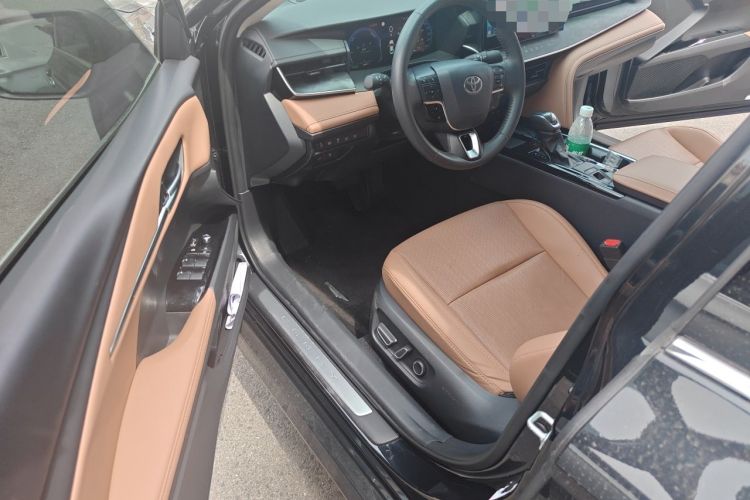 Used Toyota Camry 2024 Dual-Motor 2.0 HG Premium Edition Driver Seat