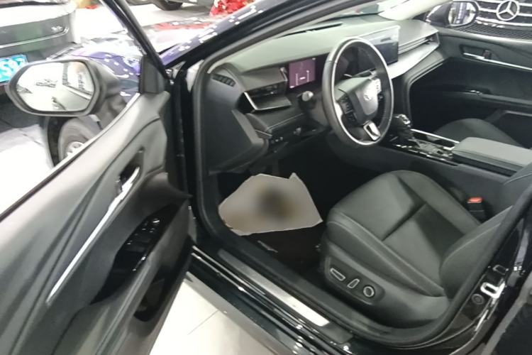 Used Toyota Camry 2024 2.0 GVP Luxury Edition Driver Seat