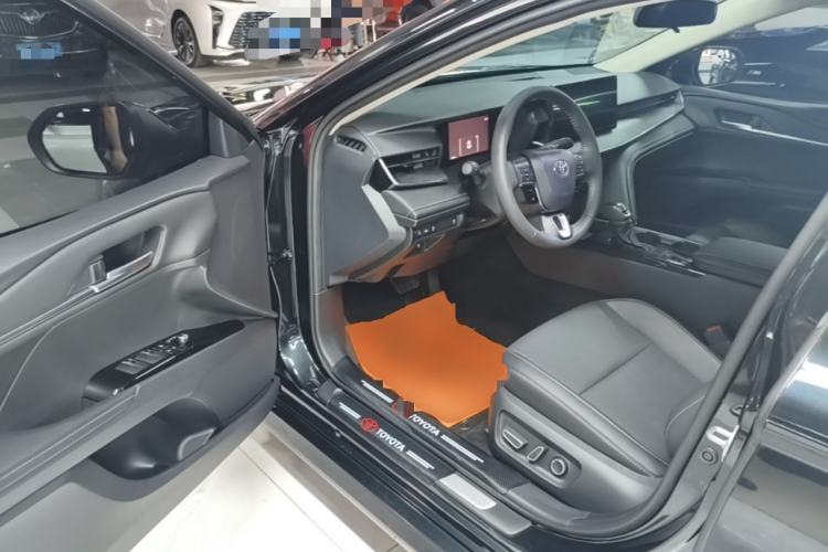 Used Toyota Camry 2024 2.0 GVP Luxury Edition Driver Seat