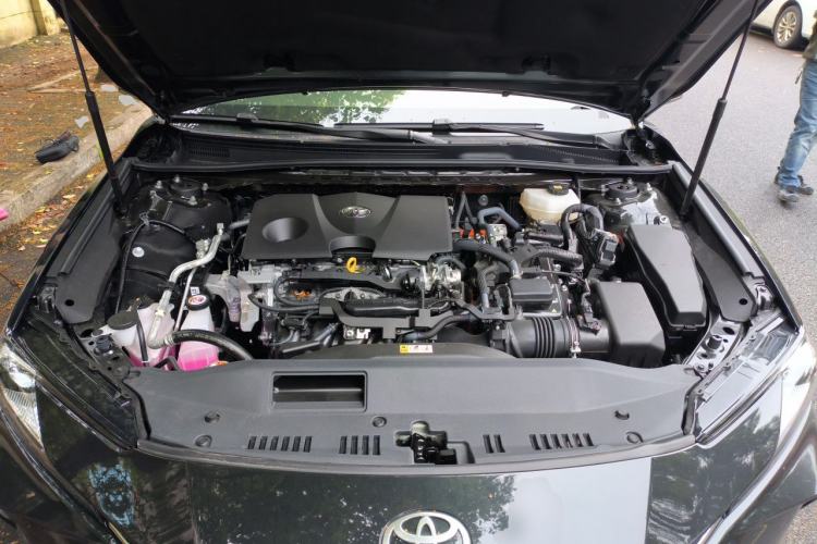 Used Toyota Camry 2024 Dual-Motor 2.0 HE Elite Edition Engine Bay