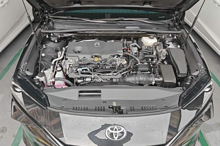 Used Toyota Camry 2024 Dual-Engine 2.5HG Prestige Edition Engine Bay