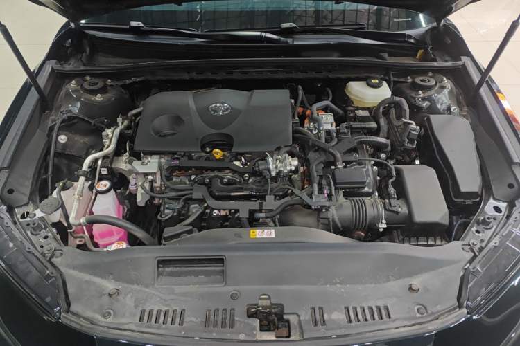 Used Toyota Camry 2024 Dual-Motor 2.0 HE Elite Edition Engine Bay
