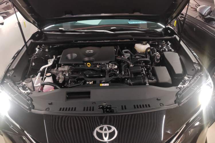 Used Toyota Camry 2024 Dual-Motor 2.0 HGVP Luxury Edition Engine Bay
