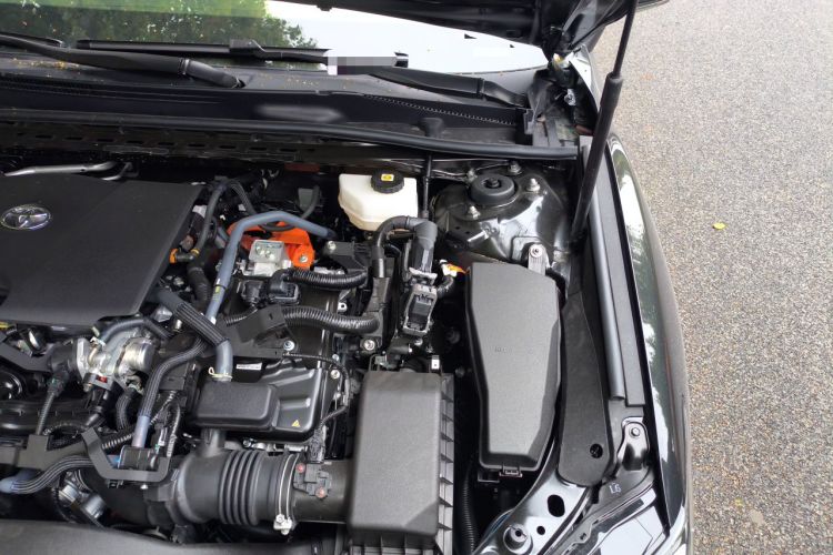 Used Toyota Camry 2024 Dual-Motor 2.0 HE Elite Edition Engine Bay Left