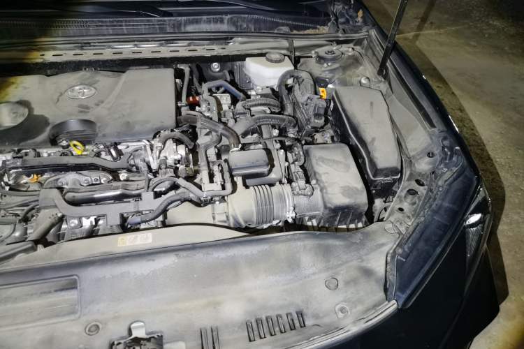 Used Toyota Camry 2024 Dual-Motor 2.0 HE Elite Edition Engine Bay Left