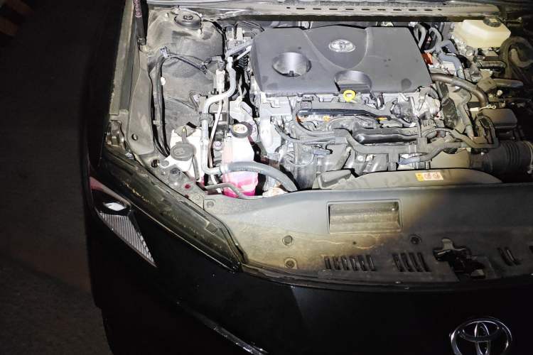 Used Toyota Camry 2024 Dual-Motor 2.0HS Sport Edition Engine Bay Right
