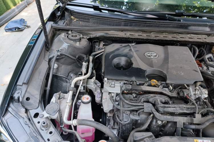 Used Toyota Camry 2024 Dual-Motor 2.0 HGVP Luxury Edition Engine Bay Right