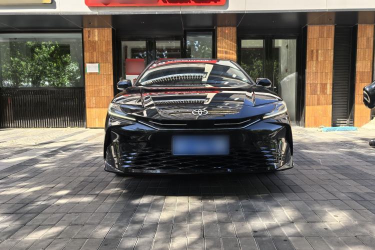Used Toyota Camry 2024 Dual-Motor 2.0 HGVP Luxury Edition Exterior 1