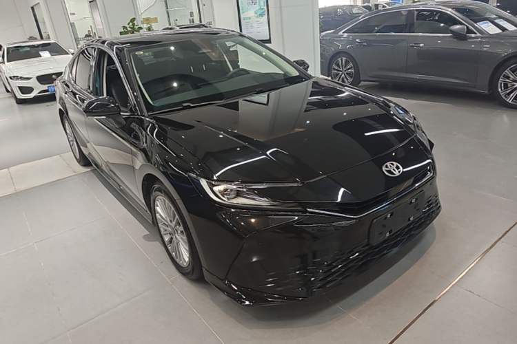 Used Toyota Camry 2024 2.0G Prestige Edition Exterior 1