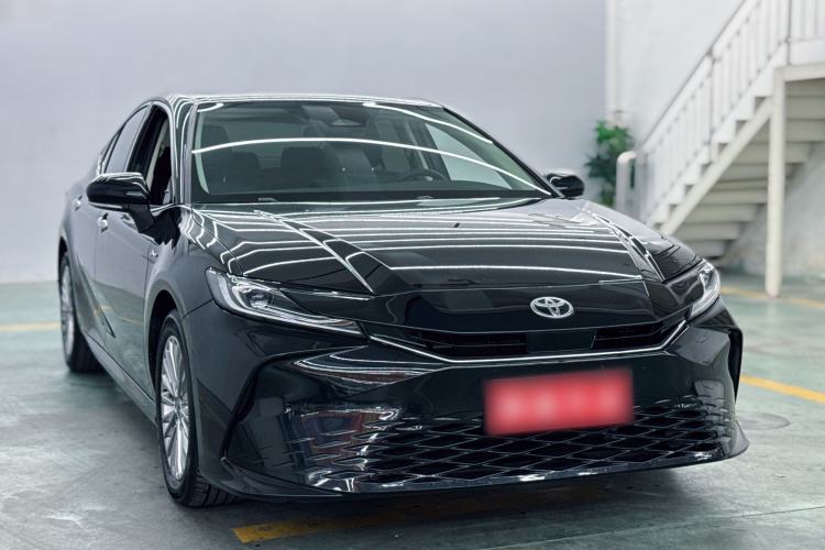 Used Toyota Camry 2024 Dual-Motor 2.0 HGVP Luxury Edition Exterior 2
