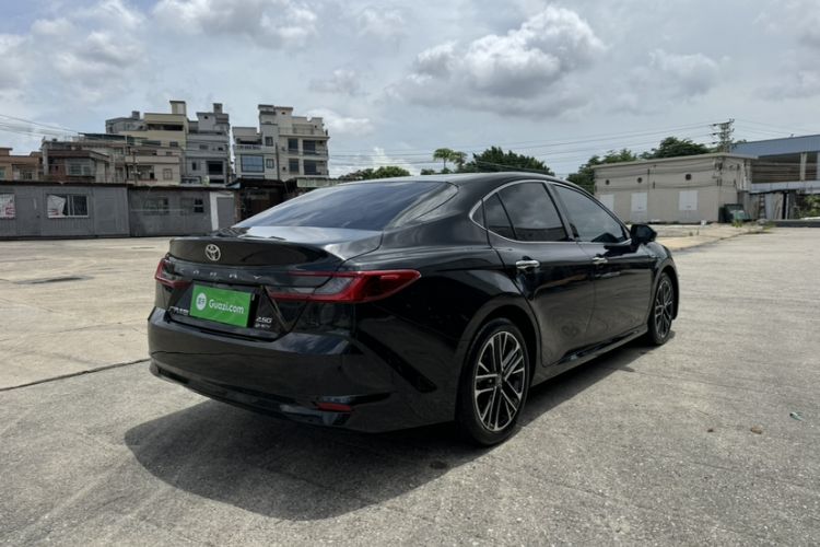 Used Toyota Camry 2024 Dual-Engine 2.5HG Prestige Edition Exterior 3