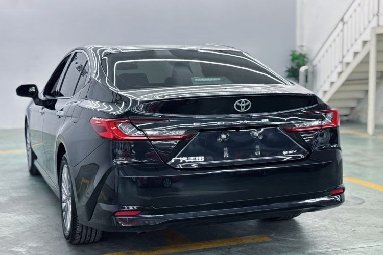 Used Toyota Camry 2024 Dual-Motor 2.0 HGVP Luxury Edition Exterior 3