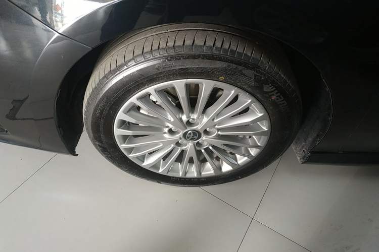 Used Toyota Camry 2024 Dual-Motor 2.0 HE Elite Edition Exterior 4