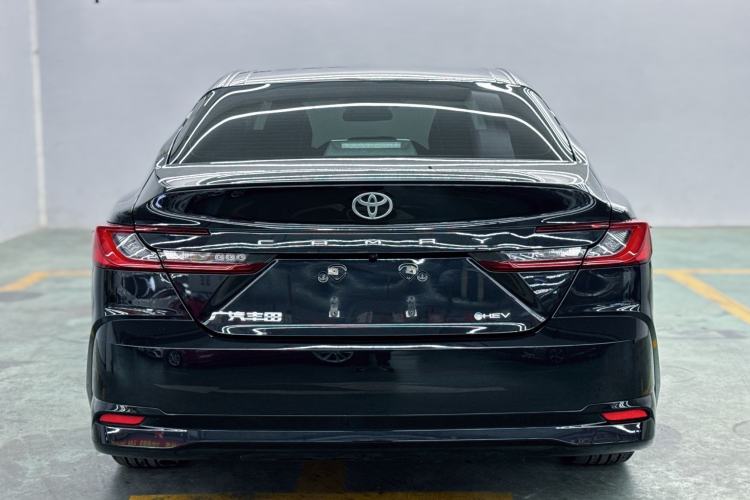 Used Toyota Camry 2024 Dual-Motor 2.0 HGVP Luxury Edition Exterior 4