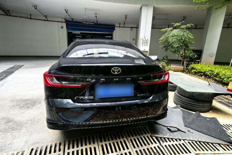 Used Toyota Camry 2024 Dual-Motor 2.0 HE Elite Edition Exterior 4