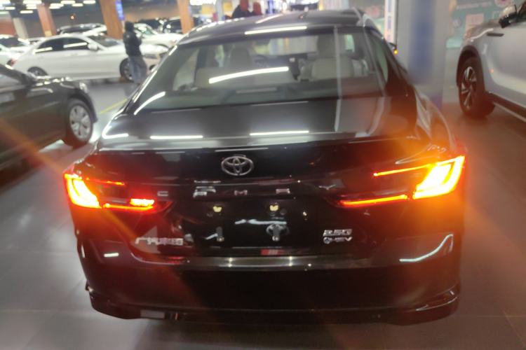 Used Toyota Camry 2024 Dual-Engine 2.5HG Prestige Edition Exterior 4