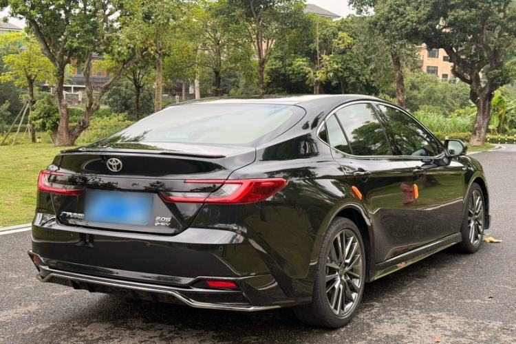 Used Toyota Camry 2024 Dual-Motor 2.0 HXS Sport Plus Edition Exterior 4