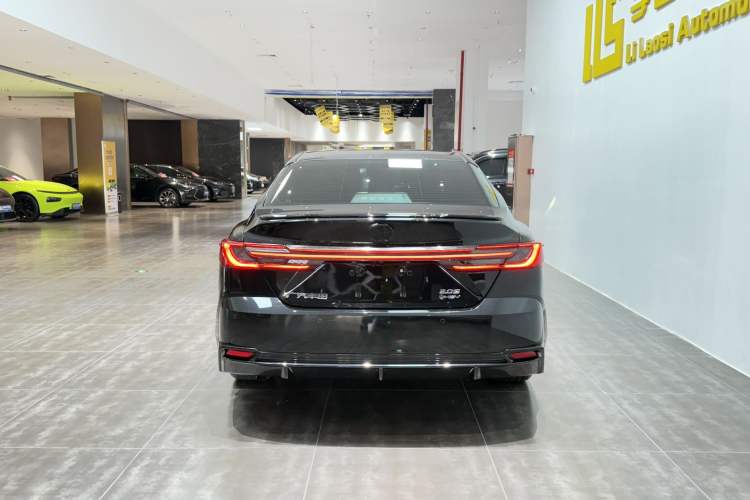 Used Toyota Camry 2024 Dual-Motor 2.0HS Sport Edition Exterior 6