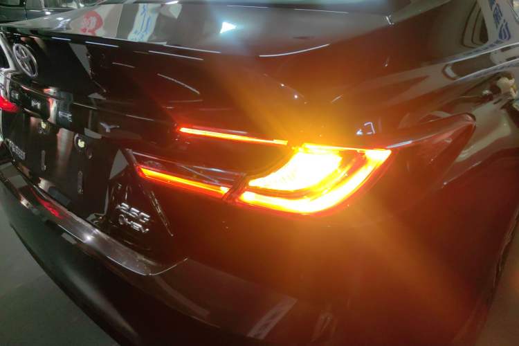 Used Toyota Camry 2024 Dual-Engine 2.5HG Prestige Edition Exterior 6