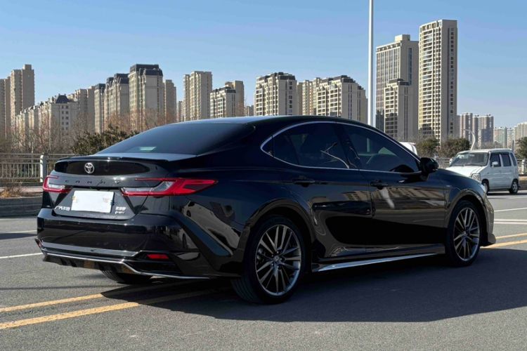 Used Toyota Camry 2024 Dual-Motor 2.5 HXS Sport Plus Edition Exterior 6
