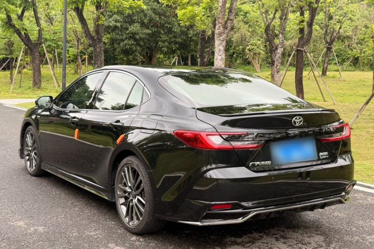 Used Toyota Camry 2024 Dual-Motor 2.0 HXS Sport Plus Edition Exterior 7