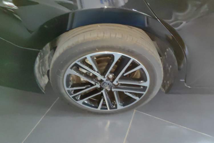Used Toyota Camry 2024 Dual-Engine 2.5HG Prestige Edition Exterior 8