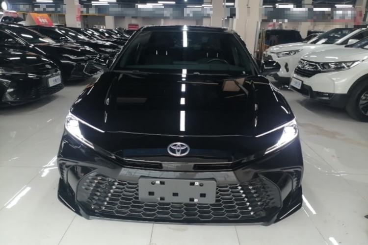 Used Toyota Camry 2024 Dual-Motor 2.0HS Sport Edition Front