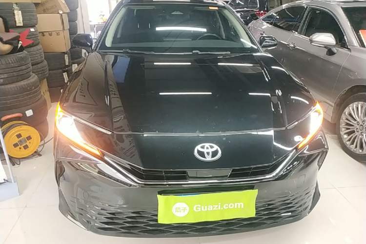Used Toyota Camry 2024 Dual-Motor 2.0 HGVP Luxury Edition Front