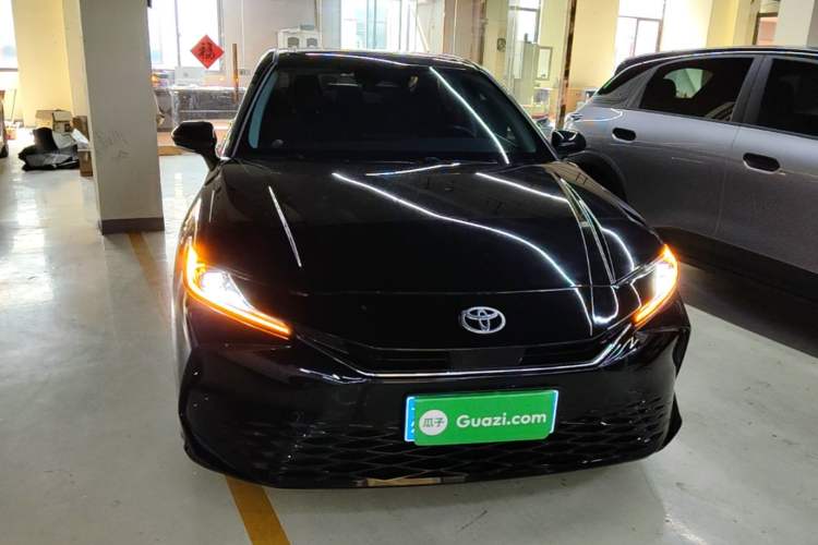 Used Toyota Camry 2024 Dual-Motor 2.0 HGVP Luxury Edition Front