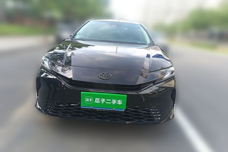 Used Toyota Camry 2024 Dual-Motor 2.0 HE Elite Edition Front
